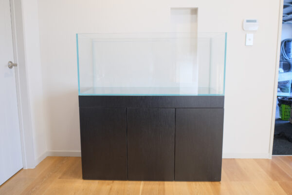 120x50x50cm Ultra Clear Rimless Aquarium With Cabinet - Image 2