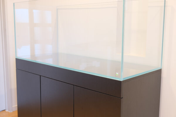 120x50x50cm Ultra Clear Rimless Aquarium With Cabinet - Image 5